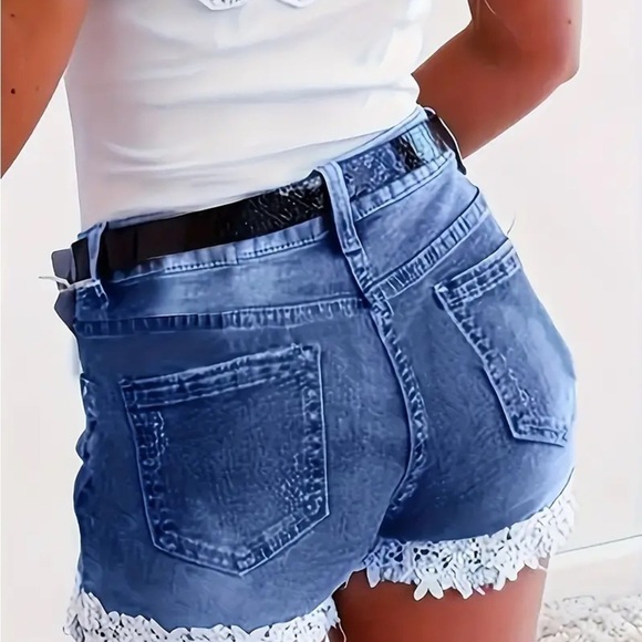 57. Lace Trim Denim Shorts, Sexy Jean Hotpants, Blue W/ White Lace Detail, Sz.M - Picture 4 of 13